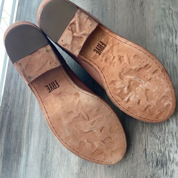 Sold  - Picture 4 of 6